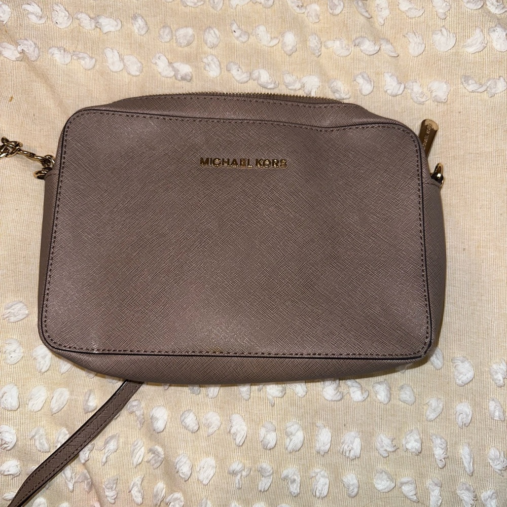 Michael Kors Jet Set Crossbody Medium